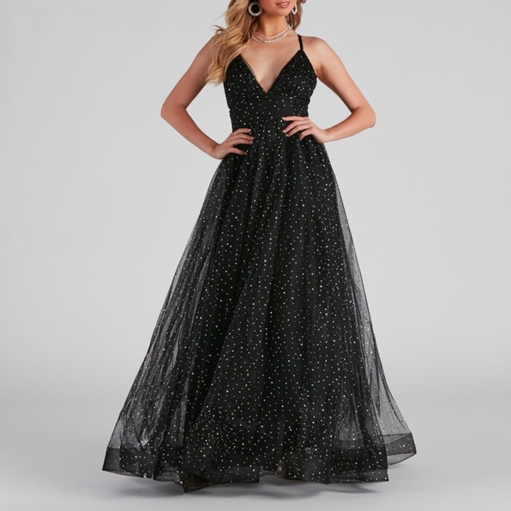 LAST CHANCE Windor Black Spaghetti strap Prom Dress size xs